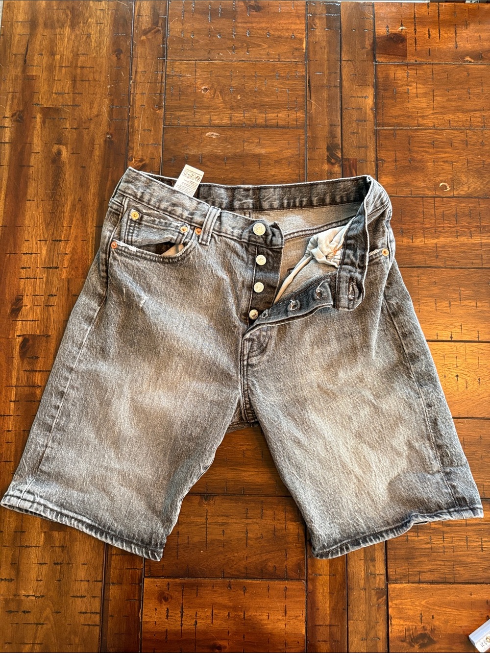 Levi’s 501 Men's Gray Denim Shorts - Button-Fly - Size 30x9